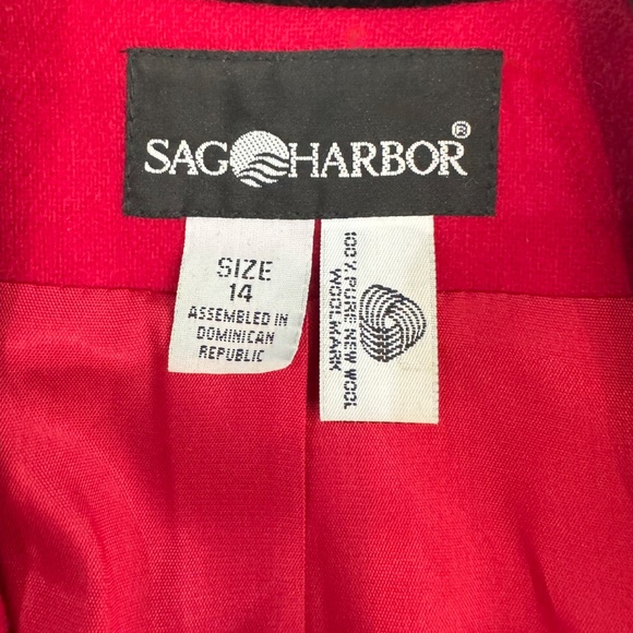 Sag Harbor Red Wool Blazer with Black Velvet Collar - Women’s Size 14, Pre-Owned - Picture 6 of 12